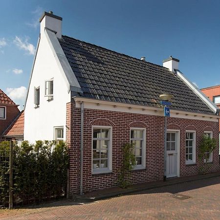 Karakteristiek Huis In Centrum Winsum Met Nieuwe Badkamer Экстерьер фото