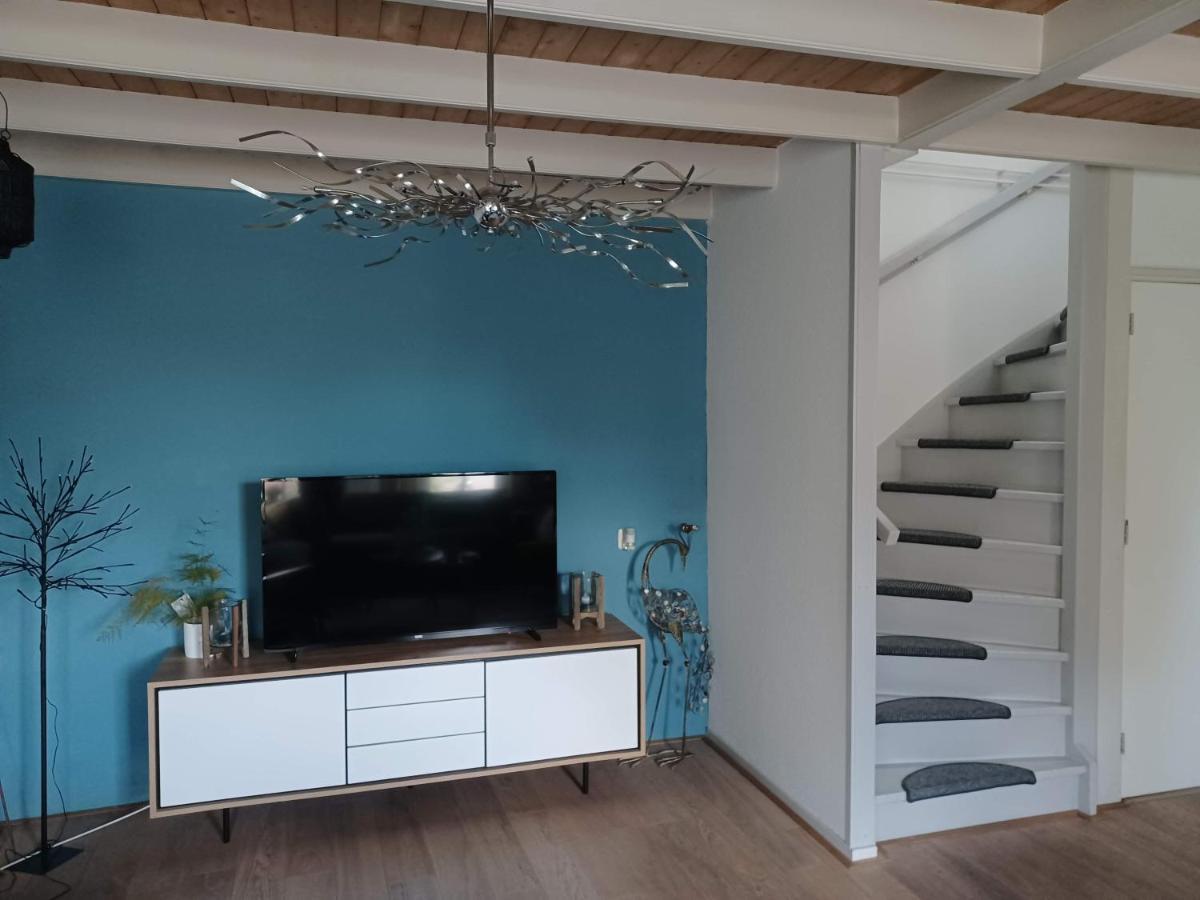 Karakteristiek Huis In Centrum Winsum Met Nieuwe Badkamer Экстерьер фото