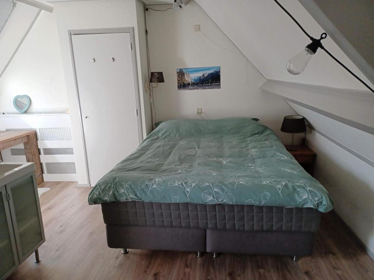 Karakteristiek Huis In Centrum Winsum Met Nieuwe Badkamer Экстерьер фото