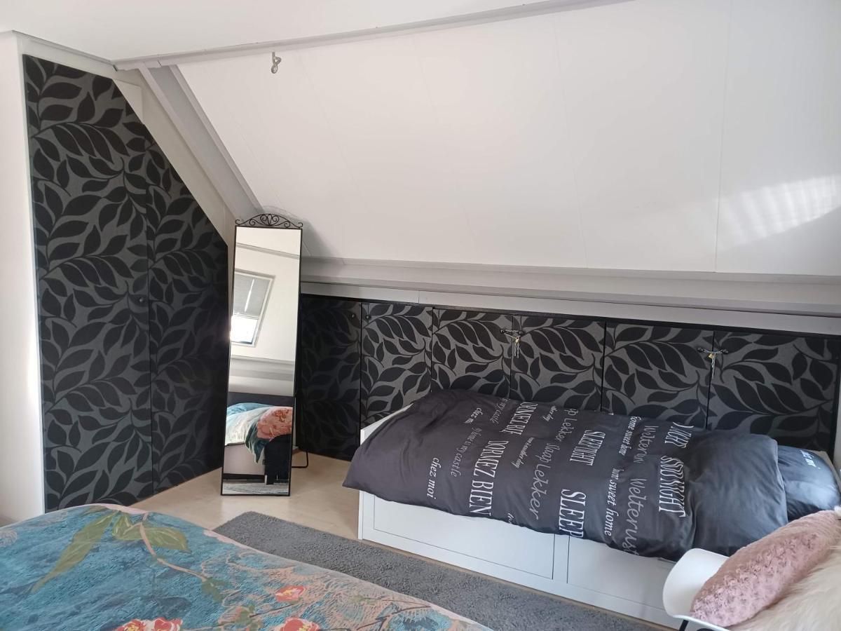 Karakteristiek Huis In Centrum Winsum Met Nieuwe Badkamer Экстерьер фото