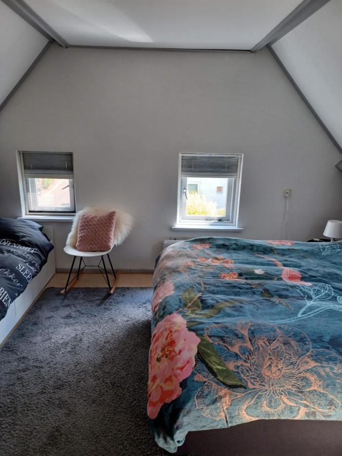 Karakteristiek Huis In Centrum Winsum Met Nieuwe Badkamer Экстерьер фото